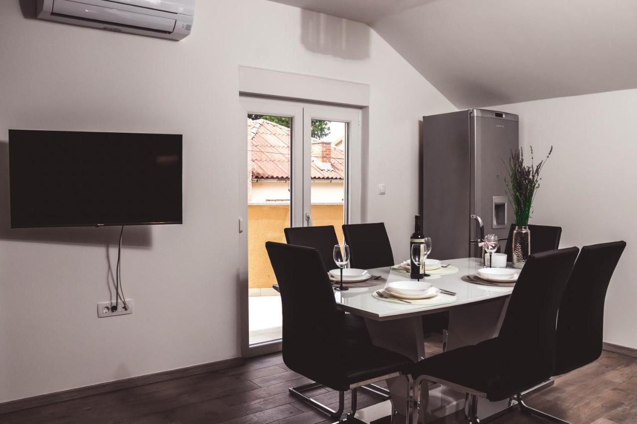 Apartmani Vuckovic Vodice Kültér fotó