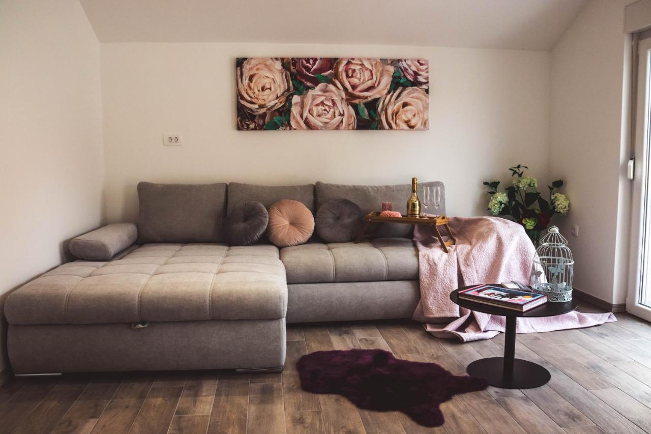 Apartmani Vuckovic Vodice Kültér fotó